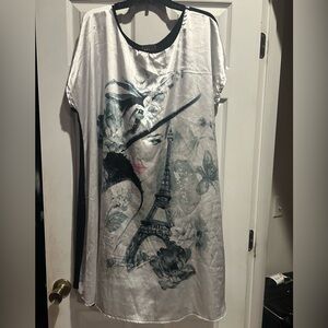 Amiana Graphic Oversized Short Sleeve Tunic